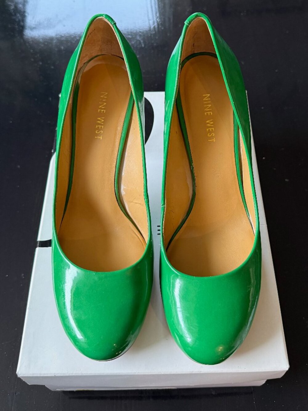 Nine West Green Patent Leather Pumps Heels Size 8